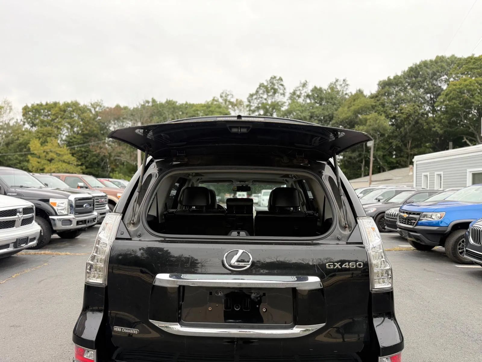 Used 2017 Lexus GX 460 Premium w/ Premium Package AWD/4WD image 29