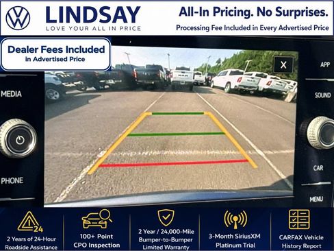 Certified 2025 Volkswagen Taos SE w/ Panoramic Sunroof Package AWD/4WD image 14
