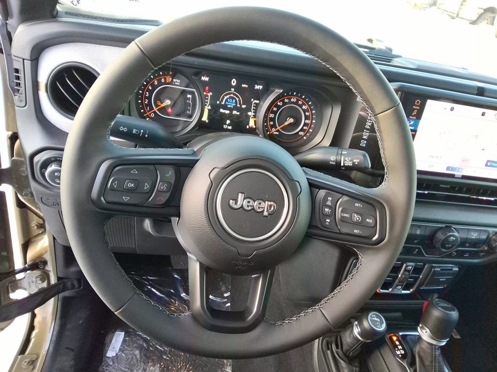New 2025 Jeep Gladiator Sport AWD/4WD image 13