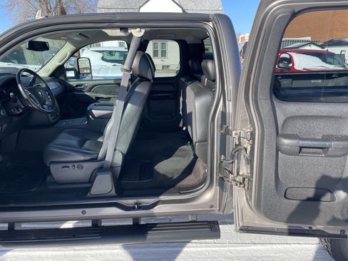 Used 2013 Chevrolet Silverado 2500 LTZ w/ Suspension Package, Off-Road AWD/4WD image 28