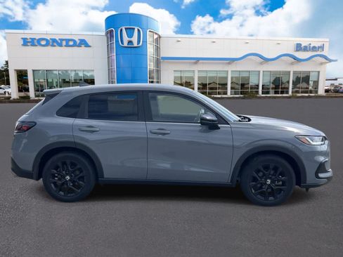Used 2024 Honda HR-V Sport image 6