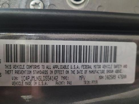 Used 2020 Jeep Cherokee Latitude Plus image 33