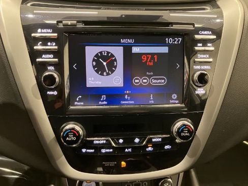 Used 2020 Nissan Murano SV image 25