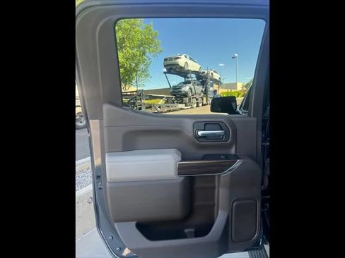 Used 2022 Chevrolet Silverado 1500 LT Trail Boss w/ Bed Protection Package AWD/4WD image 15