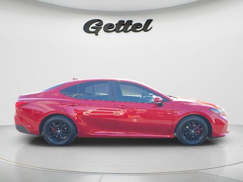 Used 2025 Toyota Camry LE FWD image 3