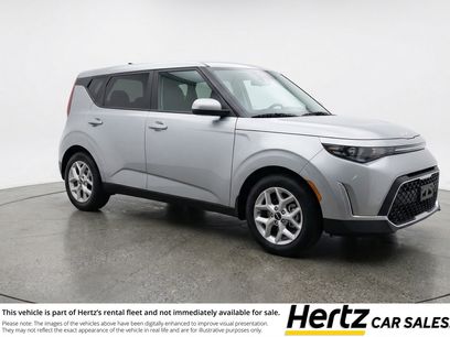 Used 2025 Kia Soul LX w/ LX Technology Package