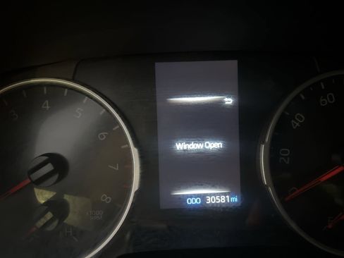 Used 2022 Toyota RAV4 XLE image 10