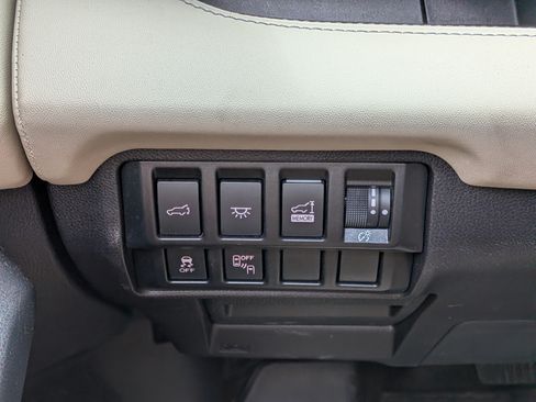 Used 2020 Subaru Ascent Limited w/ Technology Package AWD/4WD image 25