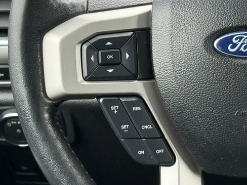 Used 2018 Ford F250 Lariat w/ Lariat Ultimate Package image 31