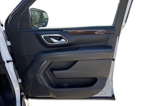 Used 2022 GMC Yukon XL SLE image 42