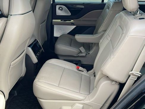 Certified 2024 Lincoln Aviator Reserve w/ Equipment Group 201A image 12