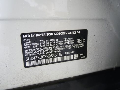 Certified 2024 BMW X5 xDrive50e w/ Premium Package image 27