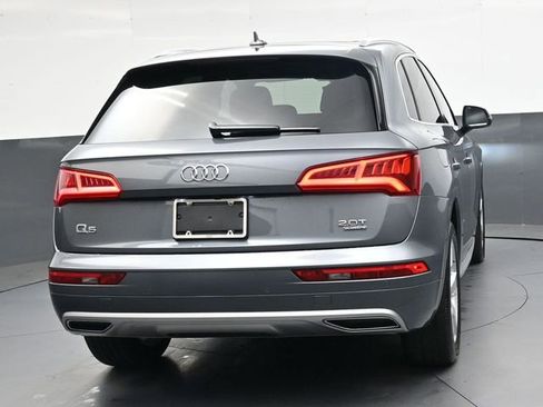 Used 2018 Audi Q5 2.0T Premium Plus w/ Premium Plus Package AWD/4WD image 4