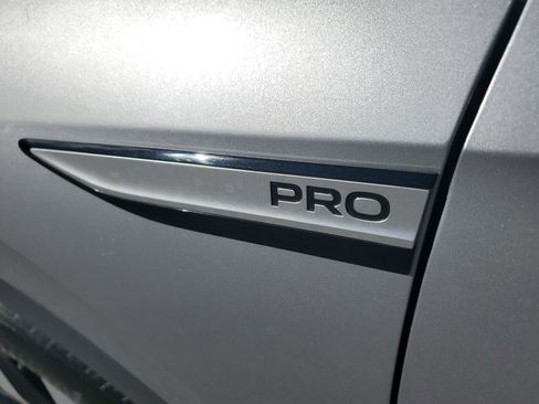 Used 2023 Volkswagen ID.4 Pro image 28