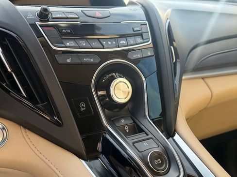 Used 2023 Acura RDX FWD image 11