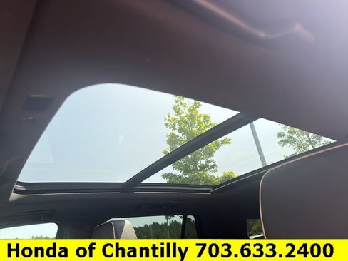 Used 2023 Chevrolet Tahoe Premier AWD/4WD image 21