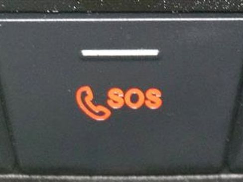 Used 2017 Mercedes-Benz CLA 250 4MATIC image 34