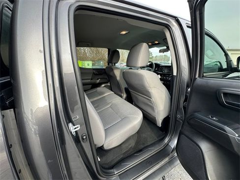 Used 2021 Toyota Tacoma SR image 17
