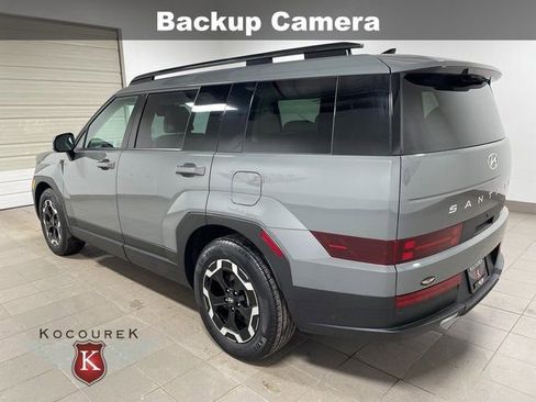 Used 2024 Hyundai Santa Fe SEL image 4