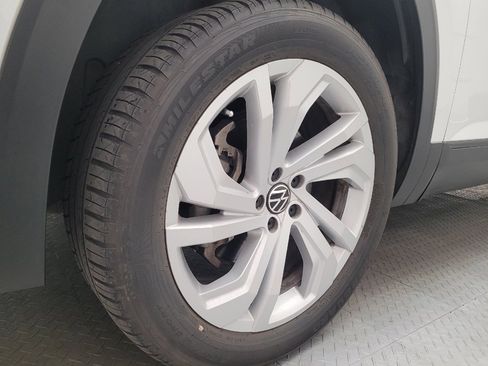 Used 2023 Volkswagen Atlas SE FWD image 31