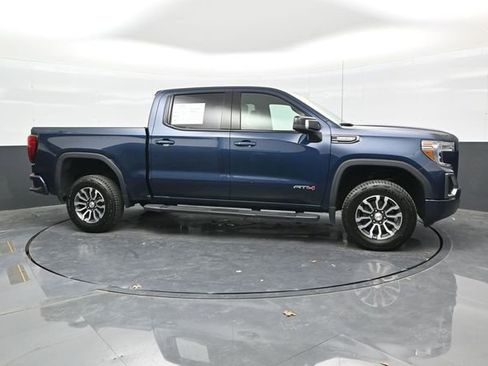 Used 2020 GMC Sierra 1500 AT4 w/ AT4 Premium Package AWD/4WD image 8