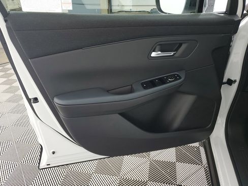 New 2026 Nissan Leaf SV+ w/ Floor Mat Package (SV+) image 25
