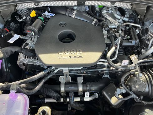 New 2026 Jeep Grand Cherokee L Limited image 31