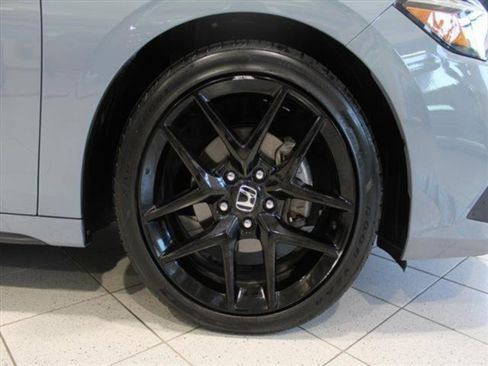 Used 2023 Honda Civic Sport image 12