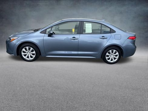 Used 2026 Toyota Corolla LE FWD image 2