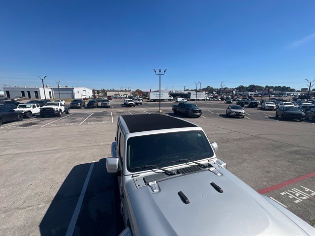 Used 2023 Jeep Wrangler Unlimited Sahara AWD/4WD image 18