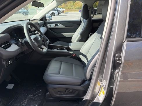 New 2026 Ford Explorer Active image 11