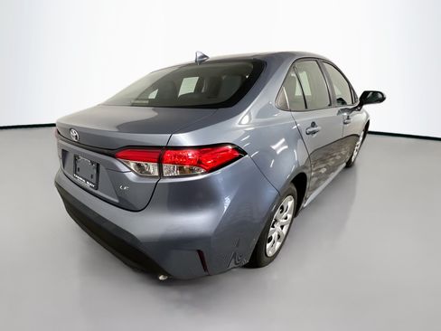 Used 2024 Toyota Corolla LE FWD image 4