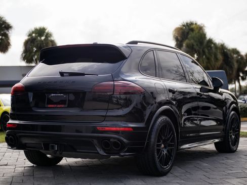 Used 2016 Porsche Cayenne GTS AWD/4WD image 12