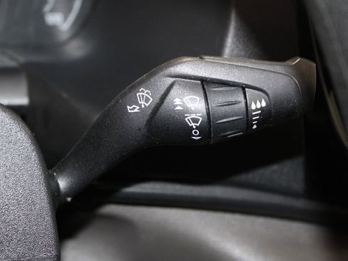 Used 2023 Ford Transit 350 XLT image 39