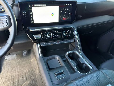 Used 2024 GMC Sierra 2500 Denali w/ Denali Reserve Package image 30