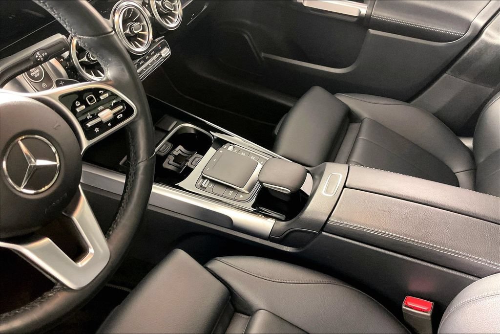 Used 2023 Mercedes-Benz GLB 250 4MATIC image 12