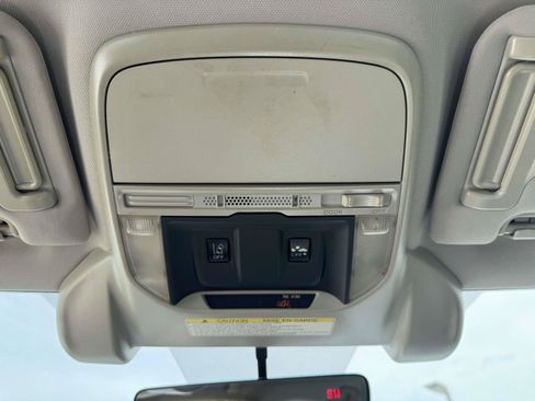 Used 2021 Subaru Forester AWD/4WD image 27