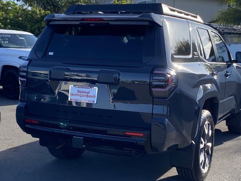 New 2026 Toyota 4Runner TRD Sport Premium AWD/4WD image 4