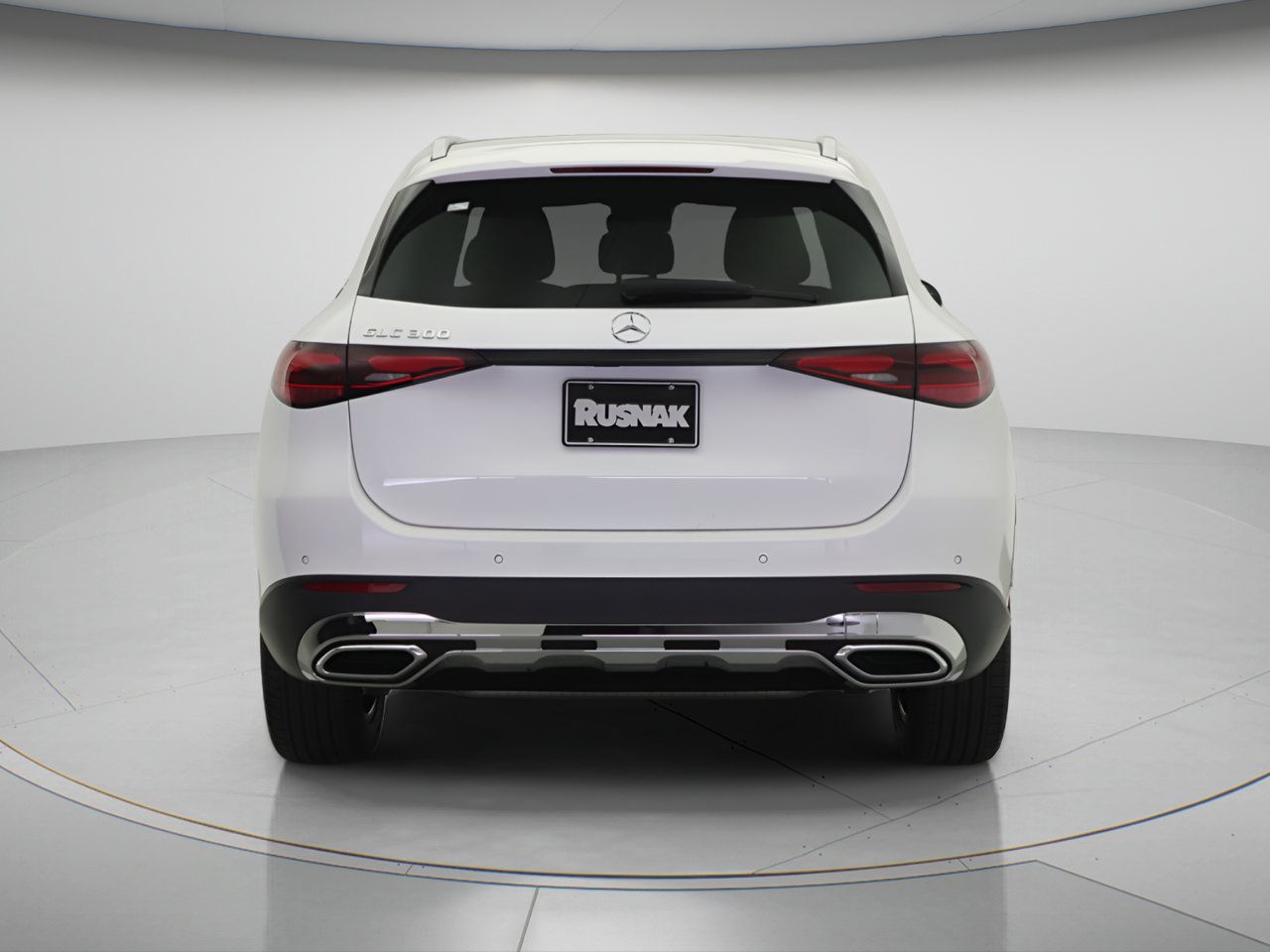New 2027 Mercedes-Benz GLC 300 image 3
