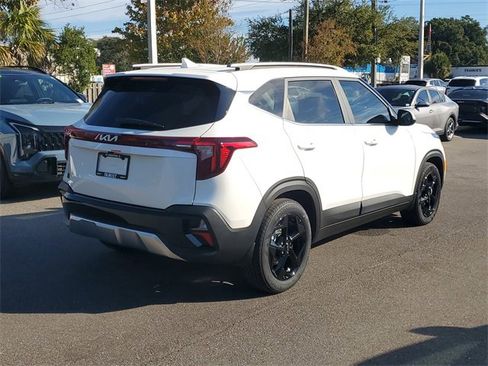 New 2026 Kia Seltos EX image 6