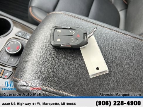 Used 2021 GMC Acadia AT4 w/ Trailering Package image 29