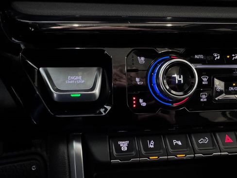 Certified 2024 GMC Sierra 2500 AT4 w/ AT4 Premium Plus Package image 21