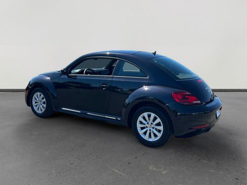Used 2017 Volkswagen Beetle 1.8T S FWD image 3