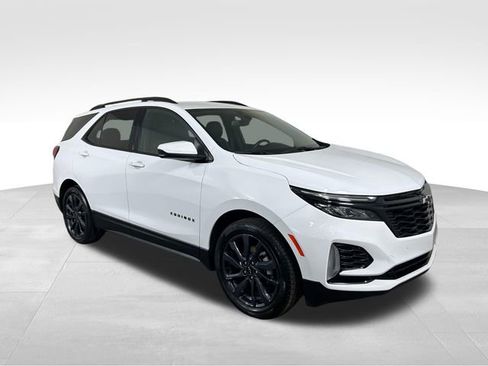 Used 2024 Chevrolet Equinox RS image 8