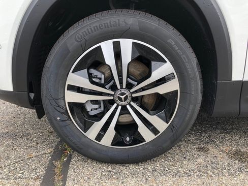 New 2026 Mercedes-Benz GLB 250 4MATIC image 9