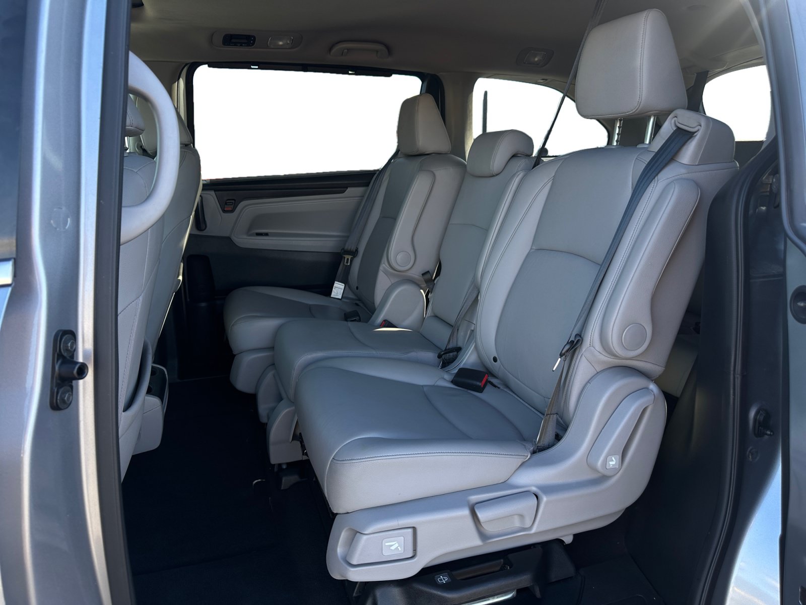 Used 2023 Honda Odyssey EX-L image 11