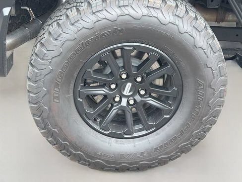 Used 2025 Ford F150 Raptor AWD/4WD image 10