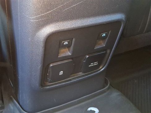 Certified 2022 Ford Bronco Wildtrak image 11