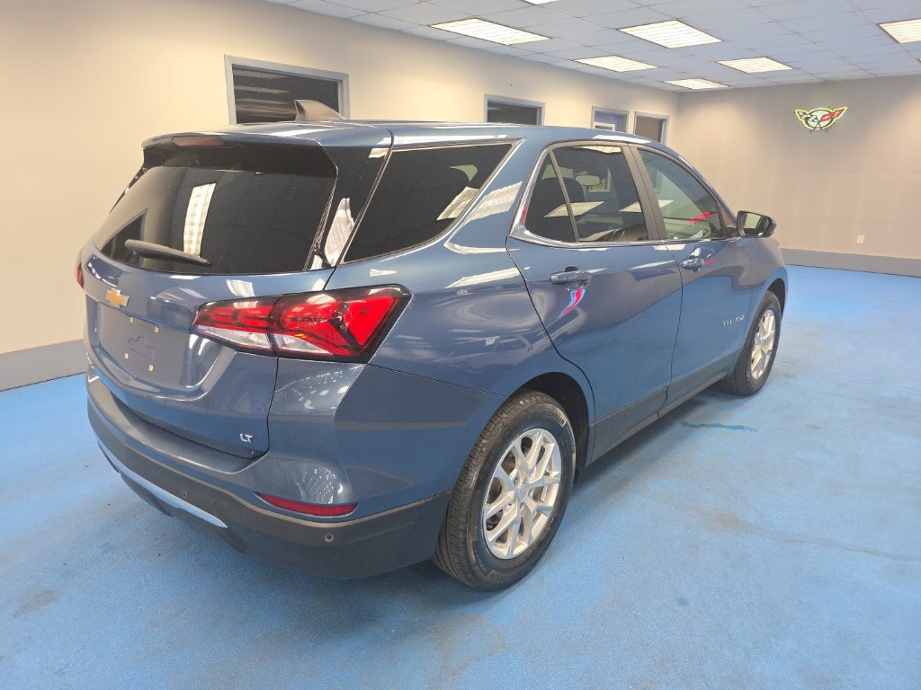 Used 2024 Chevrolet Equinox LT FWD image 3