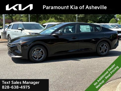 New 2026 Kia K4 FWD image 3